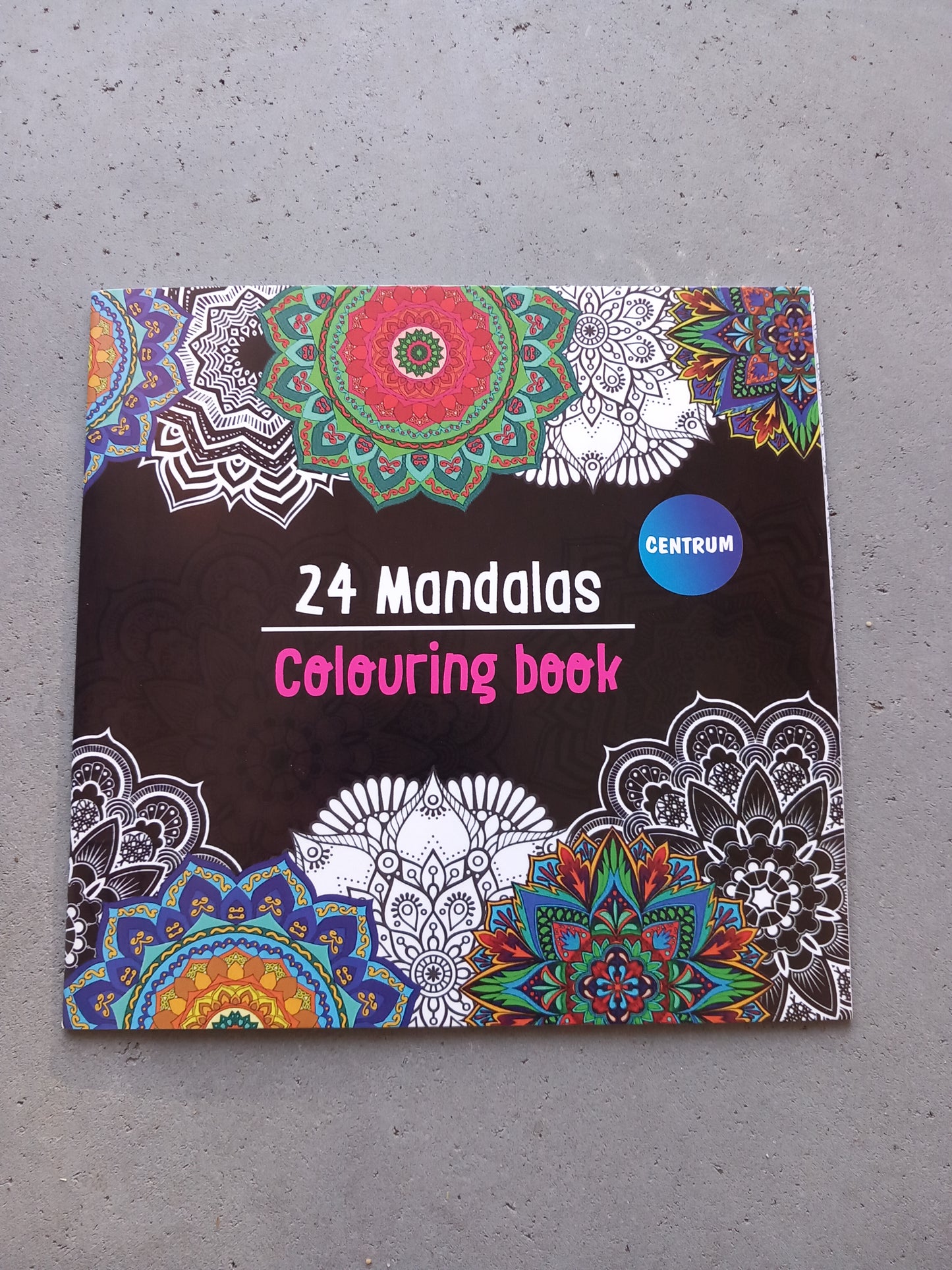 Mandala malebog, 24 sider