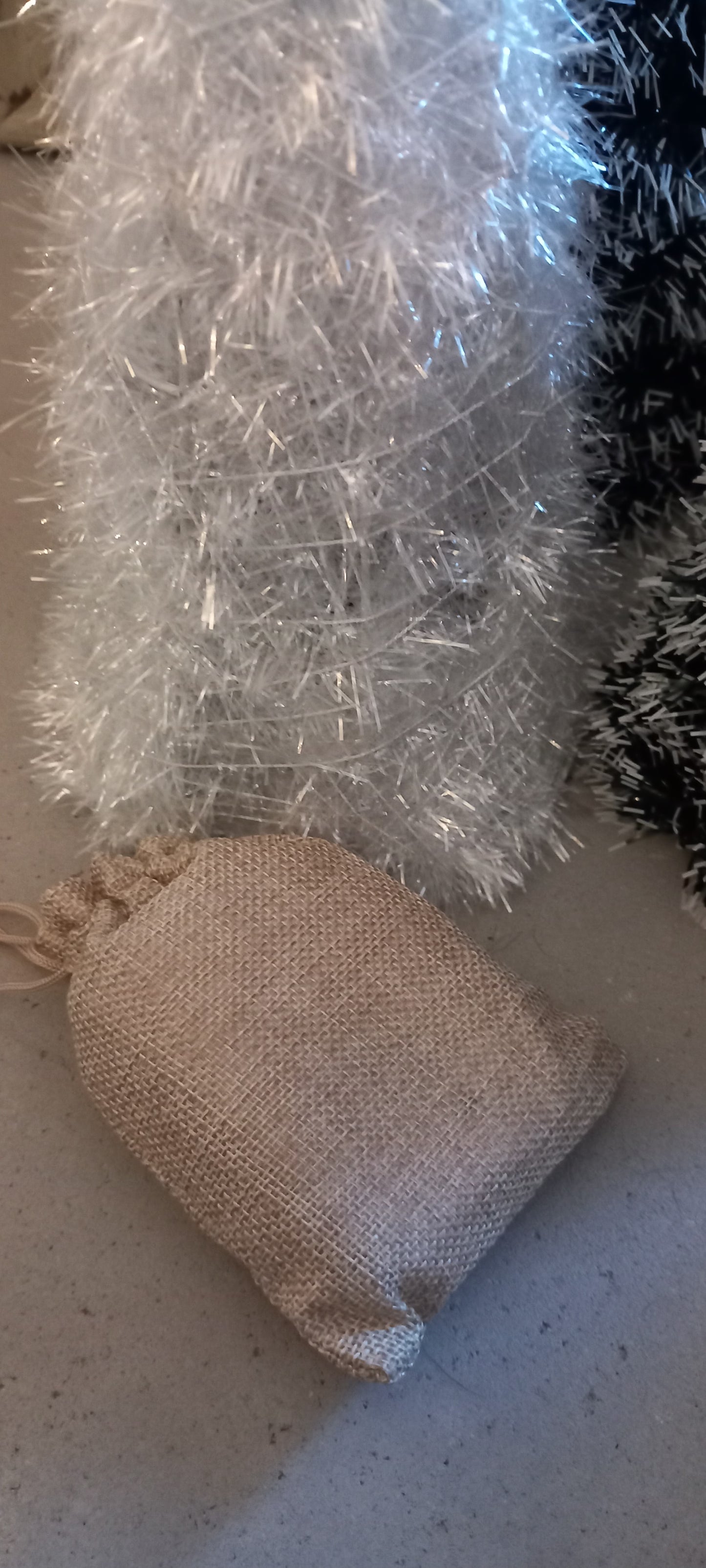 Juletræ, hvid, med sæk, led lys