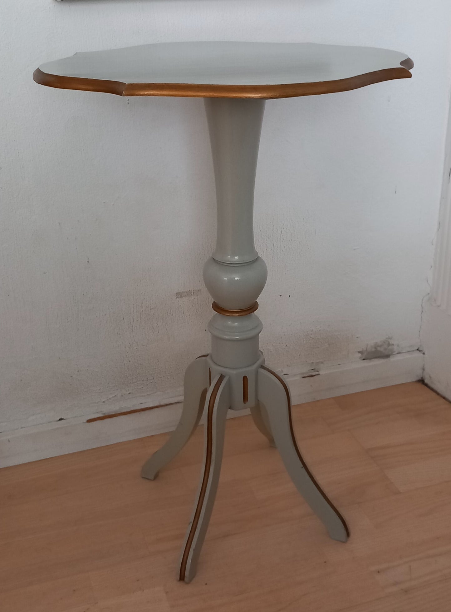 Sidebord, grå