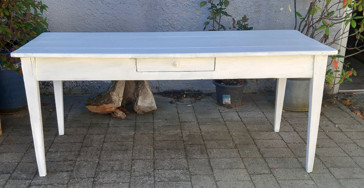 Langbord,hvidt med skuffe