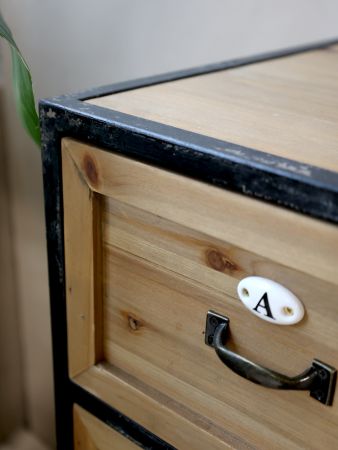 Kommode m. 16 skuffer, natur