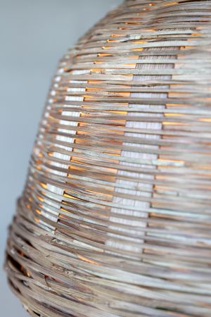 Lampe i rattanflet, natur