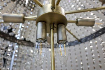 Versailles fransk Lysekrone m. glasprismer, antique messing