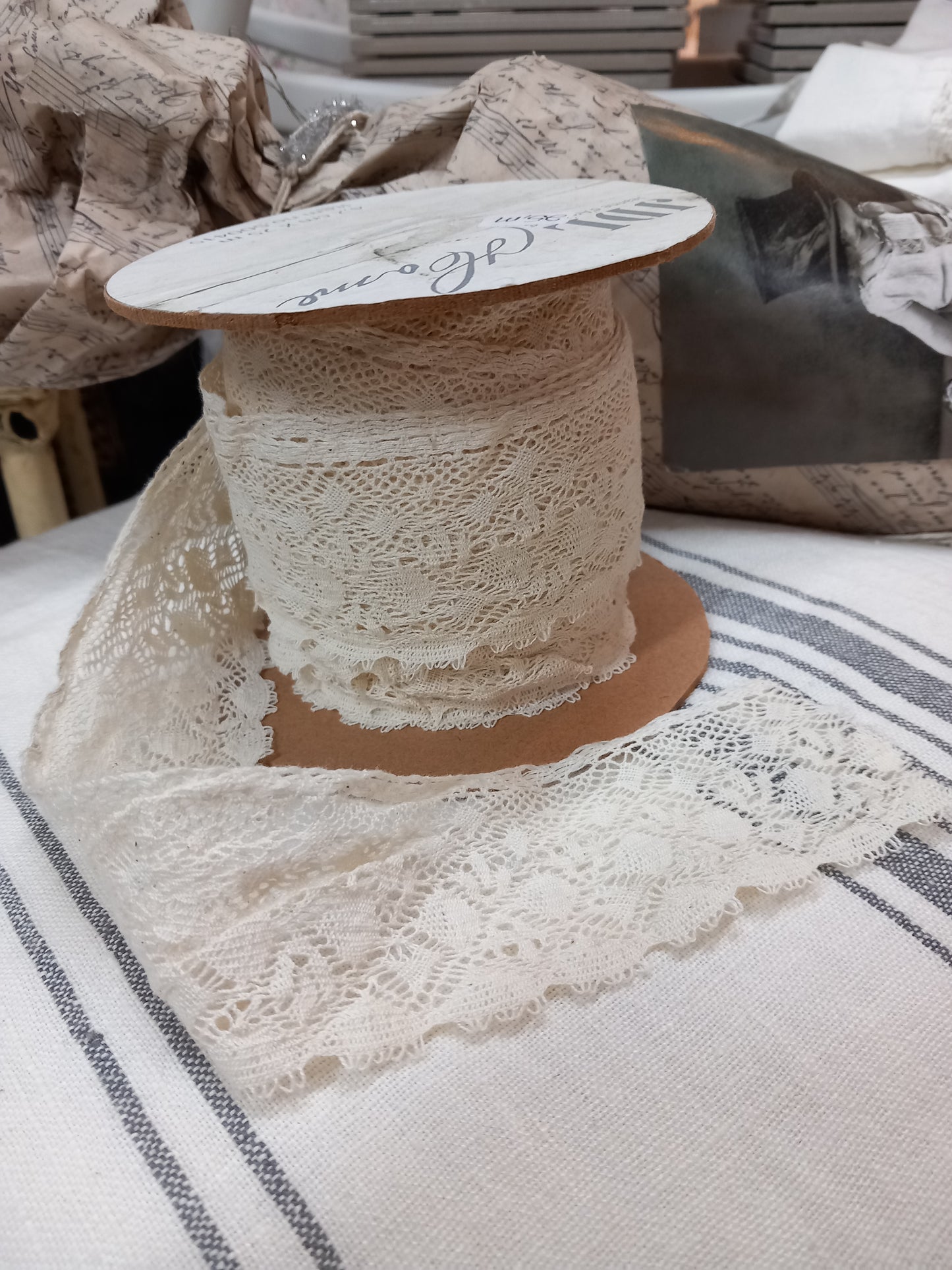 Blonde, 4,2 cm bred, creme