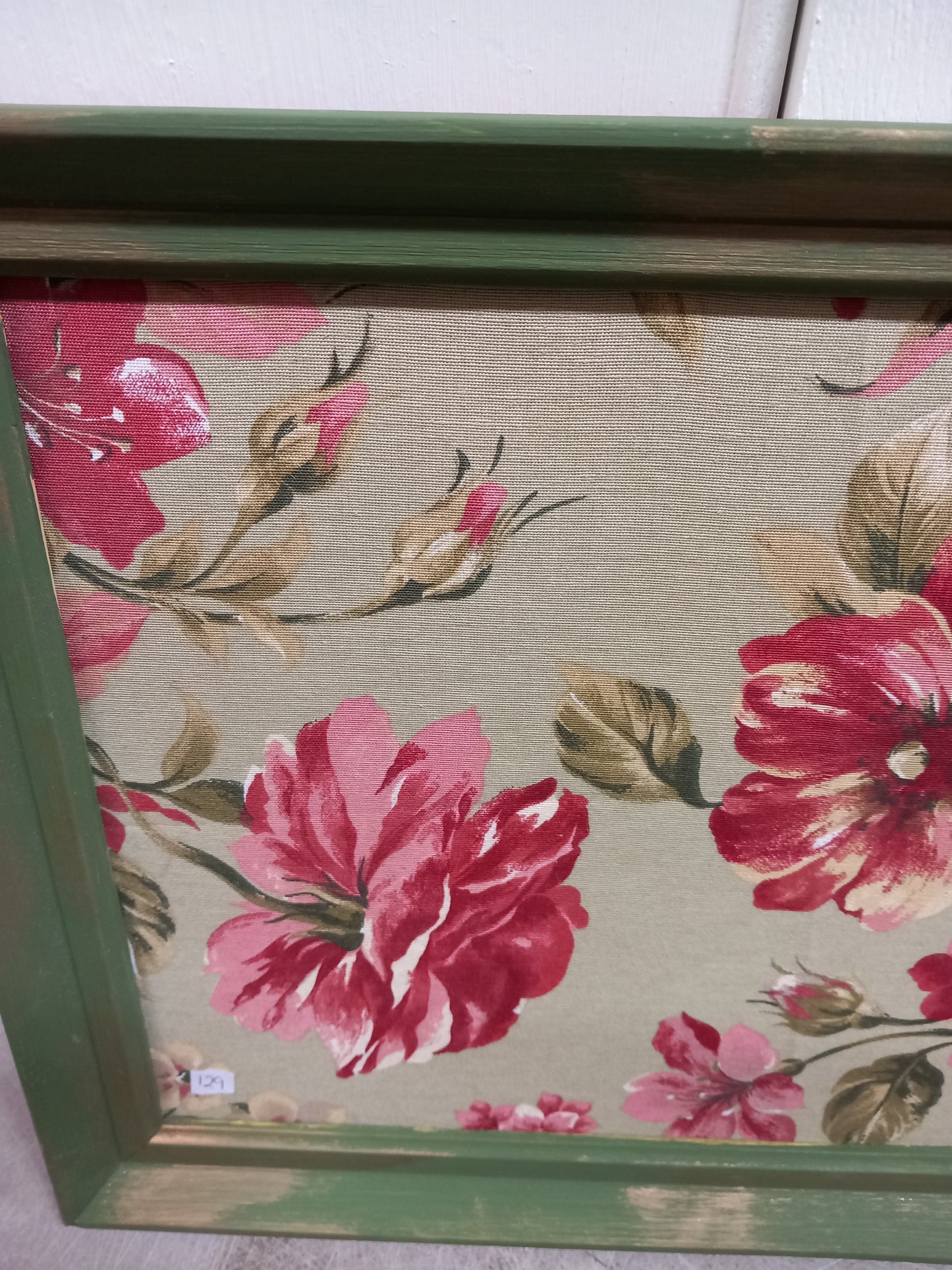 Opslagstavle, grøn med blomster