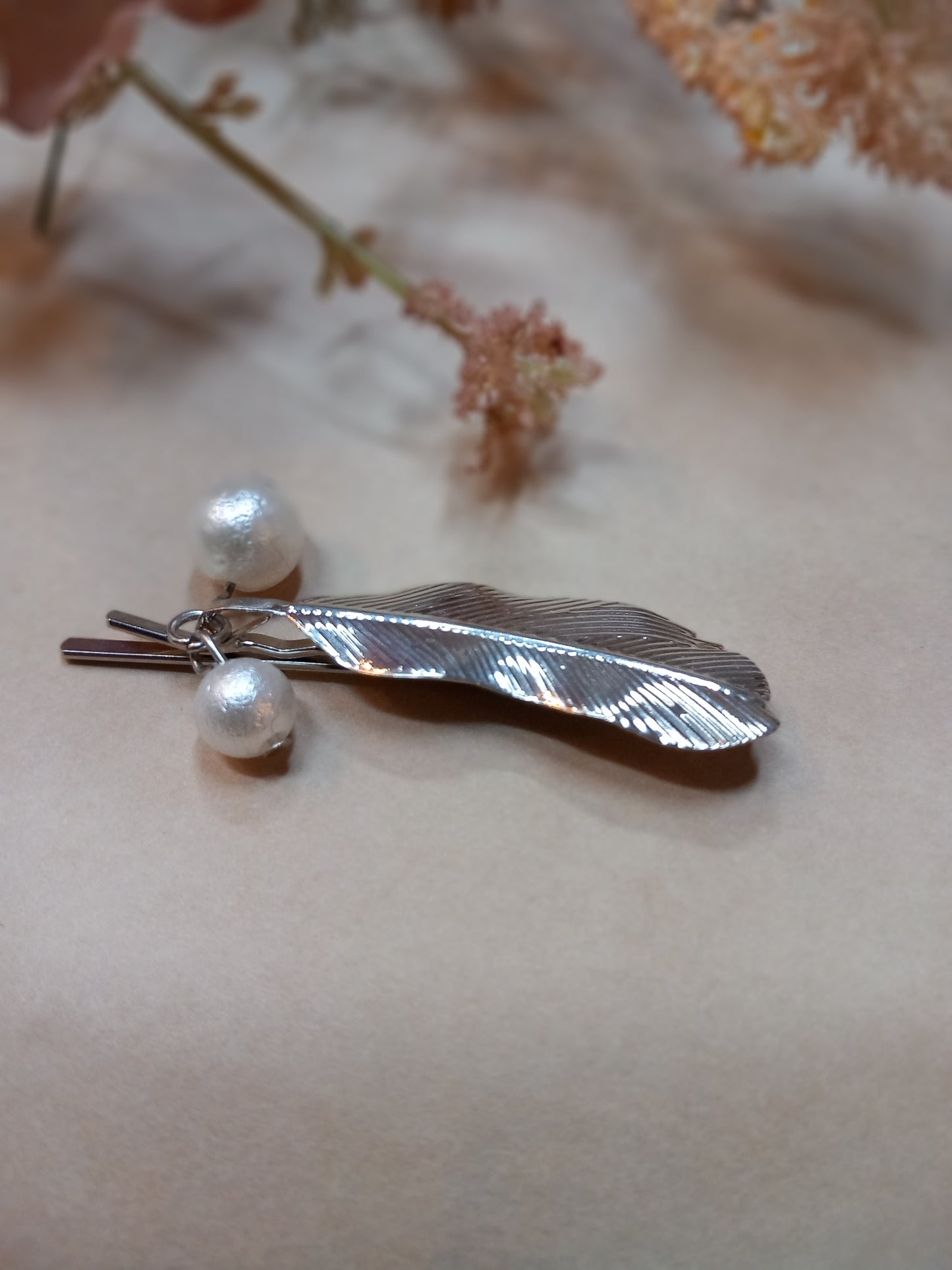 Hårnål, sølv med perler