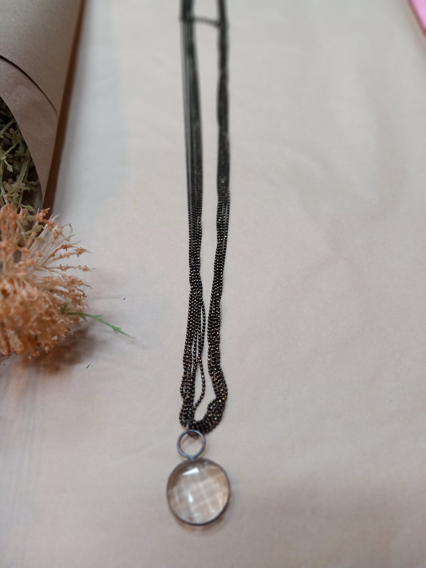 Halskæde, guld med sten