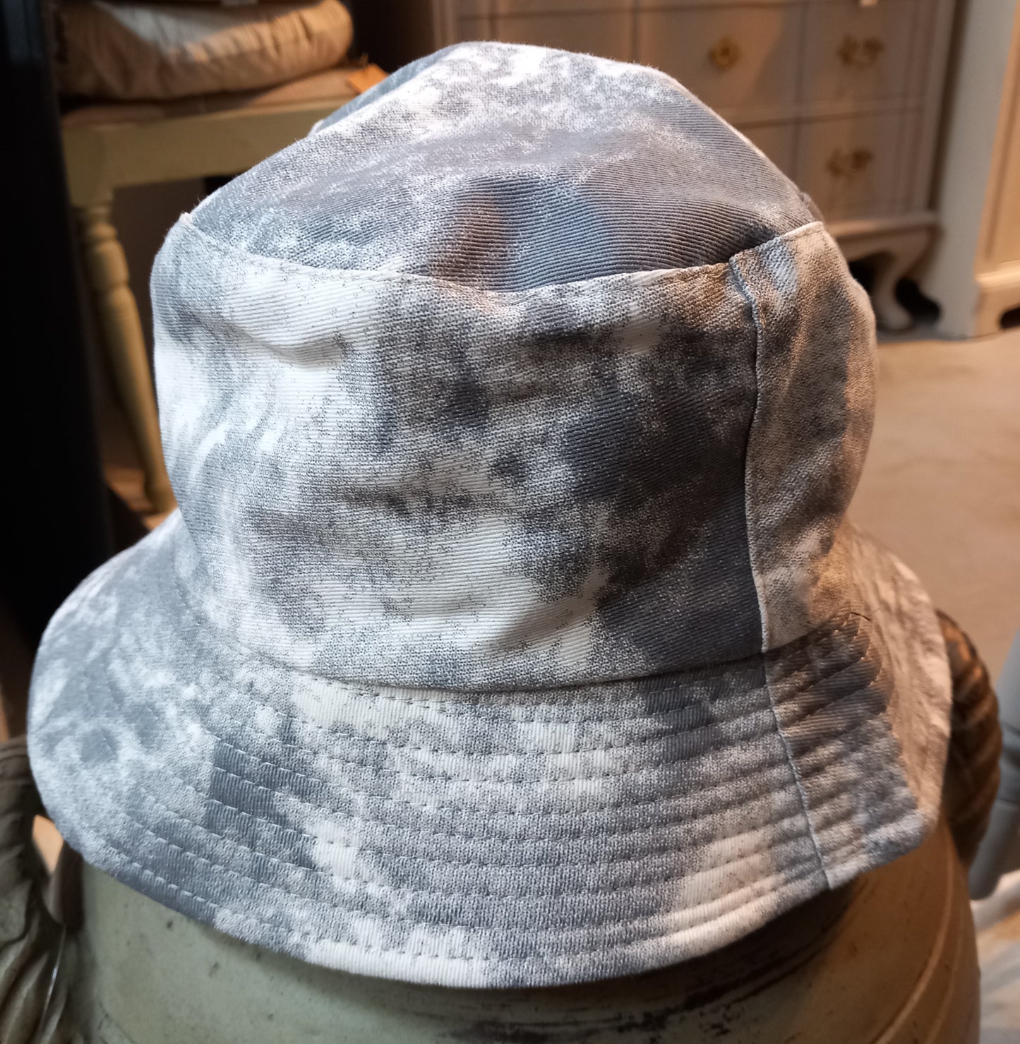 Bøllehat batik, flere farver