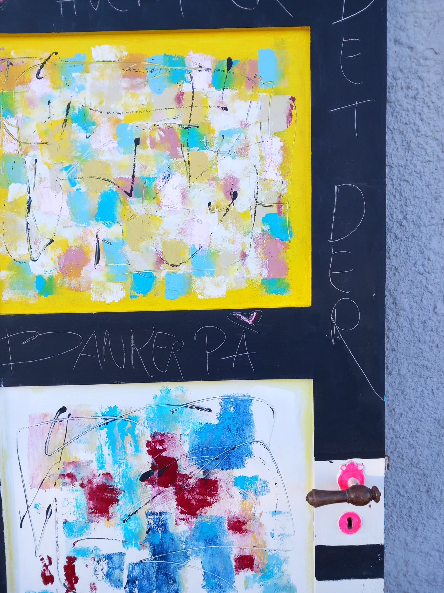 Gl dør m/maleri af Hanne Koch