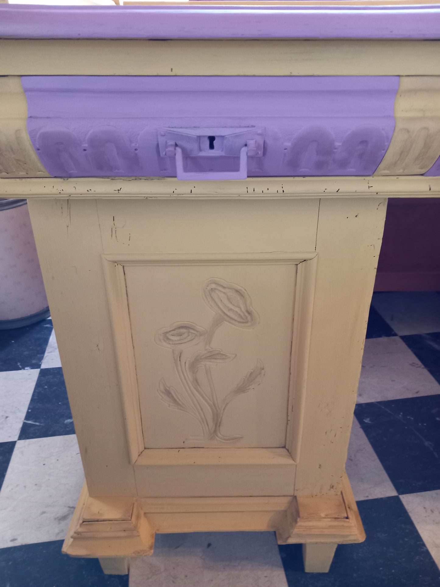 Skrivebord, gul/rosa