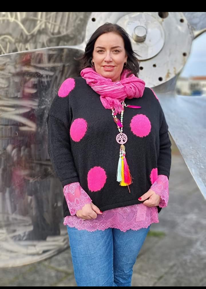 Strik med bomber, sort.