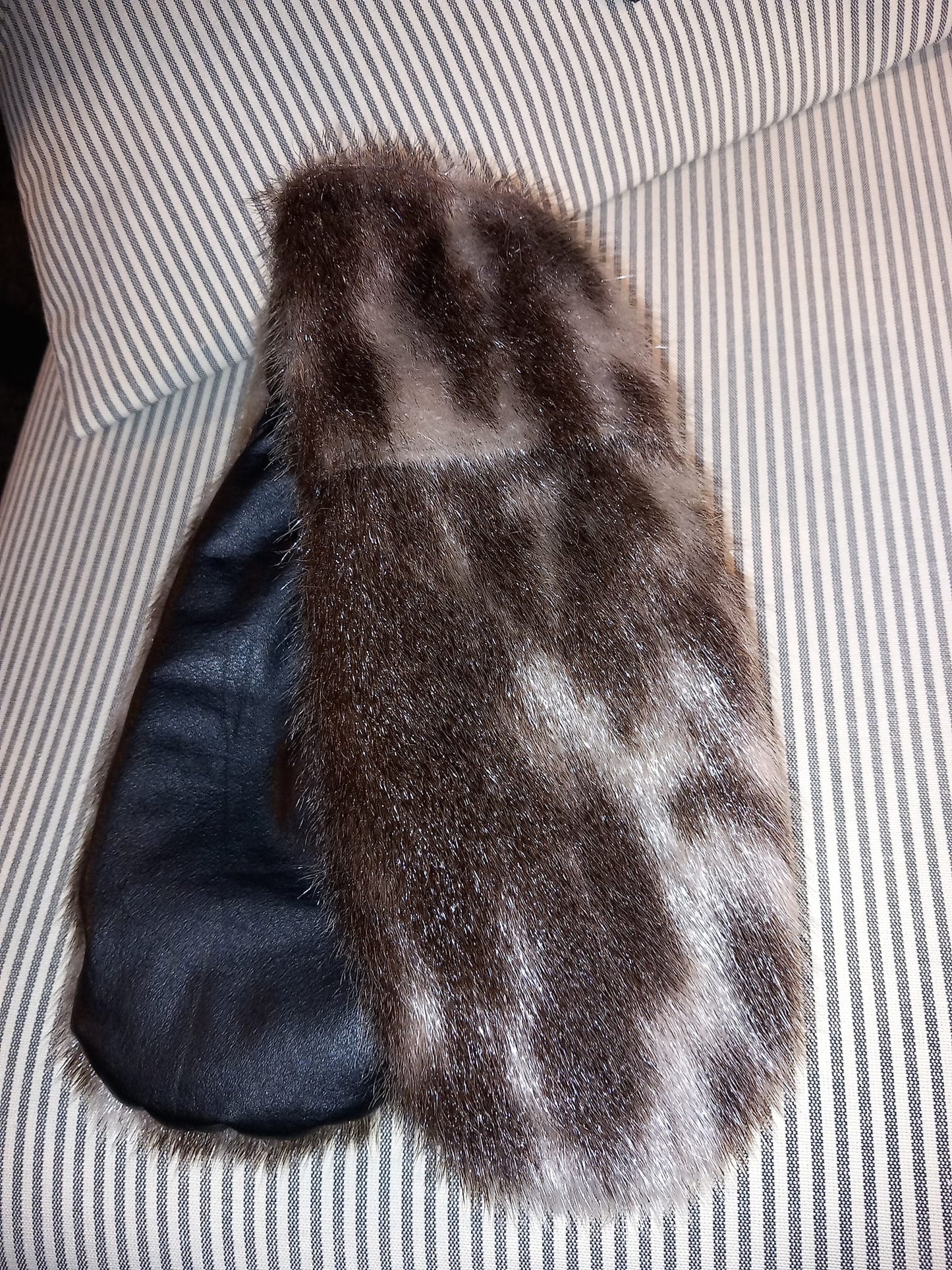 Skindluffer med sælskind