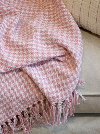 Aix Plaid af overskudsgarn, raspberry