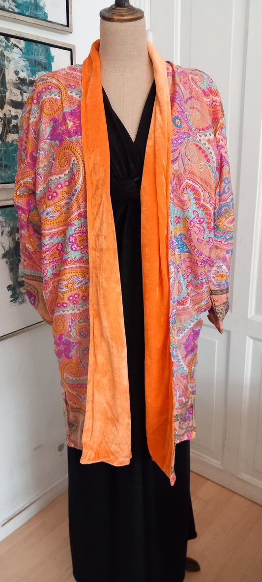 Lang og eksklusiv håndlavet silke/velour Kimono
