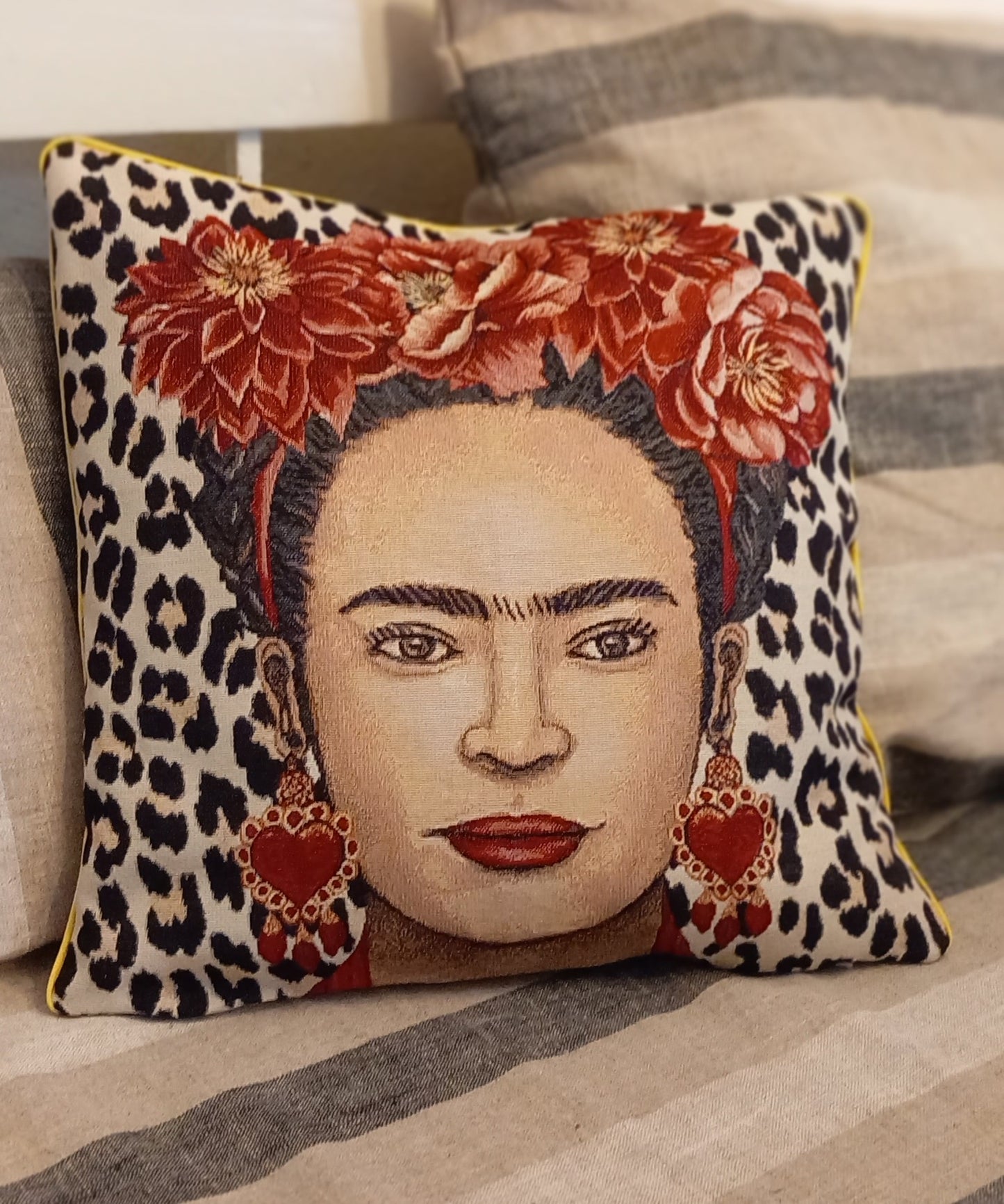 Pude, 2i1, Frida Kahlo/gorbelin