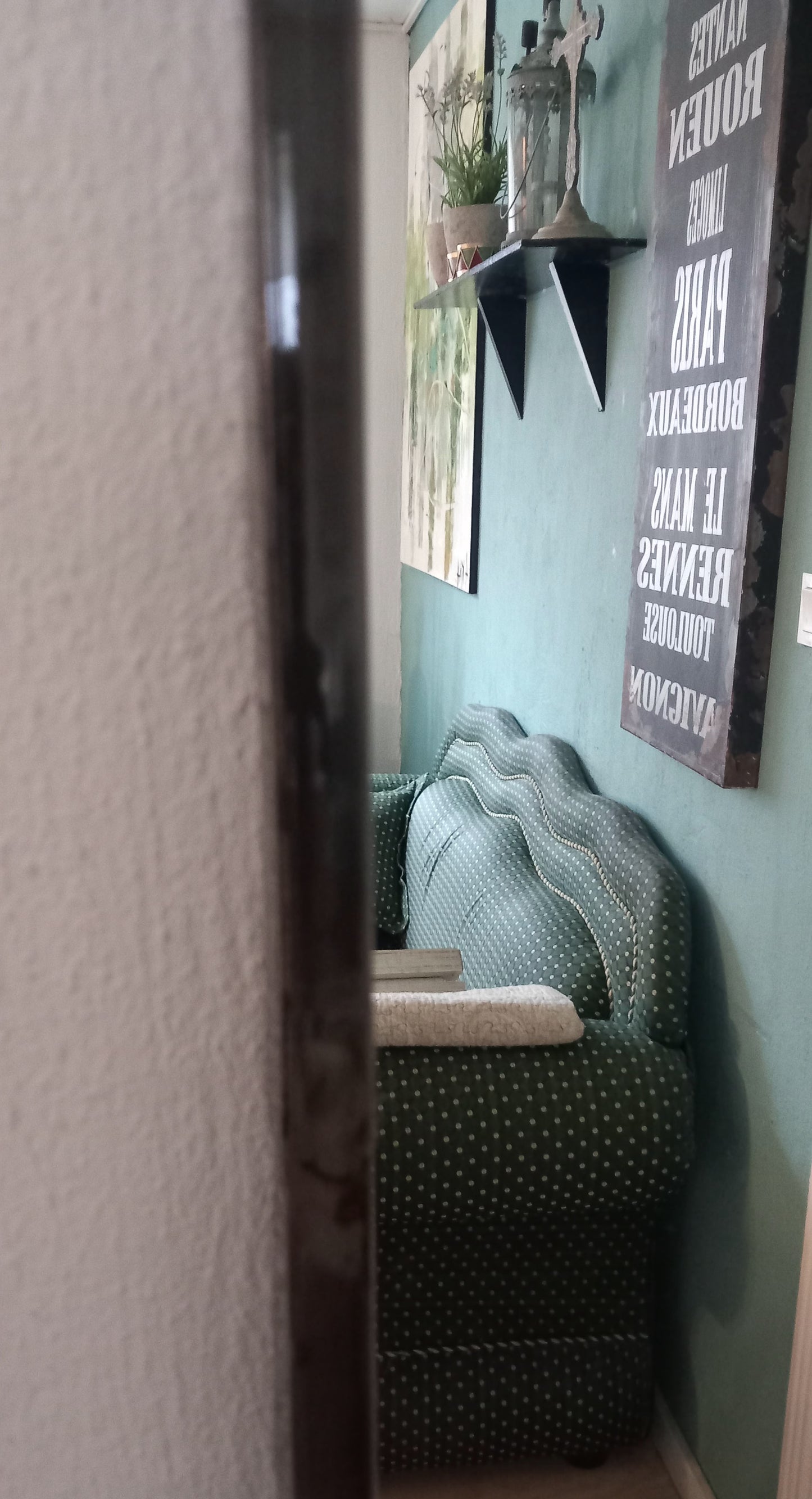 Spejl, jern med træhylde