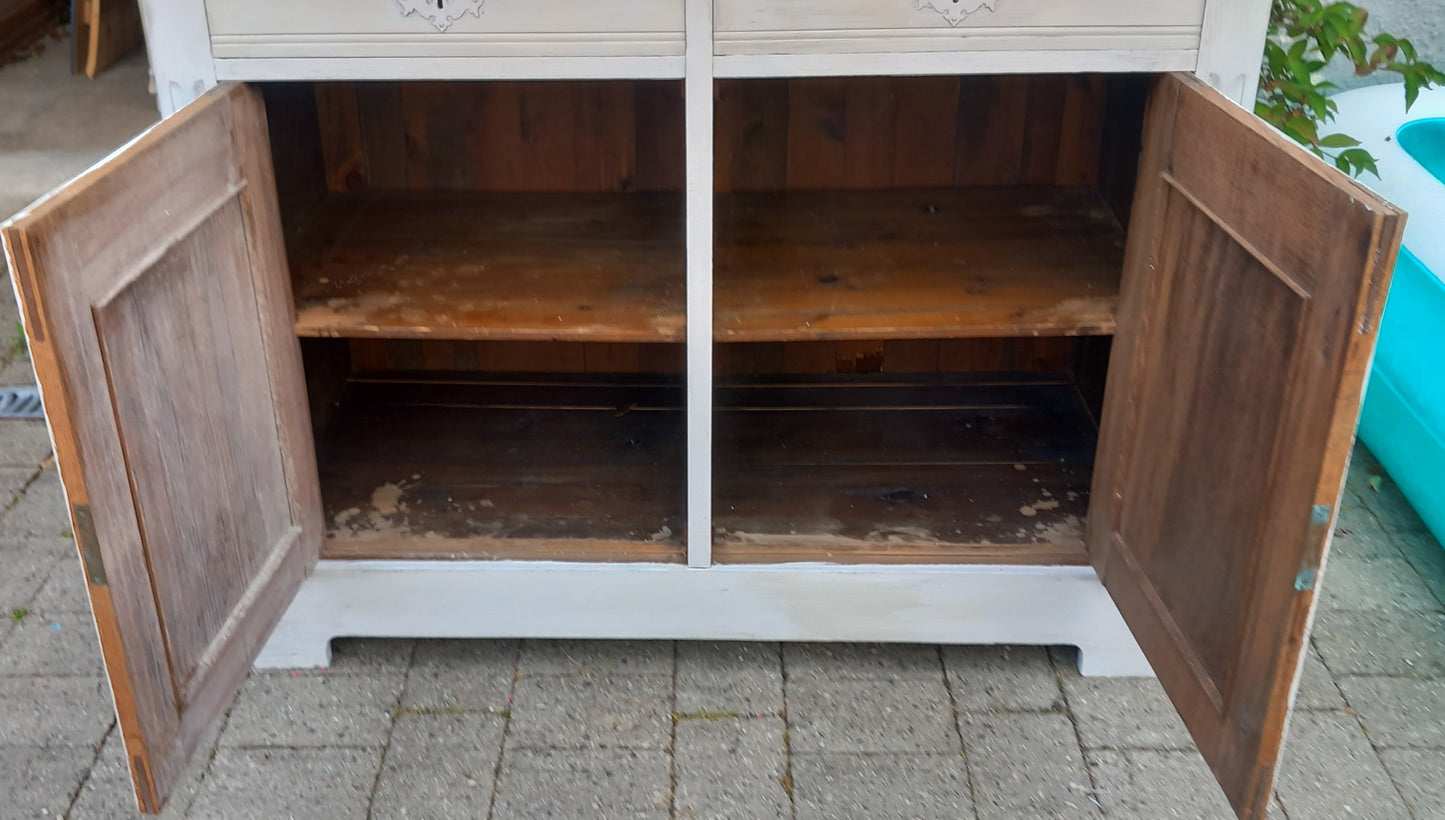 Køkken vitrine