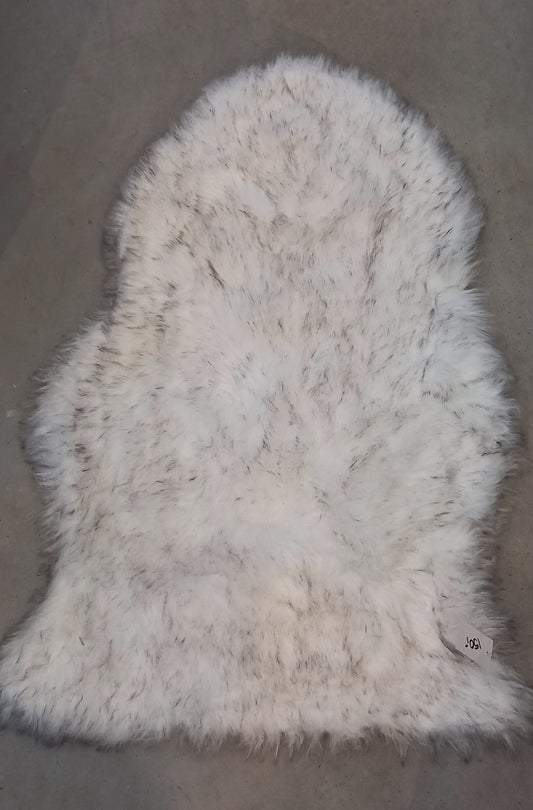 Blødt fakepels-skinds – 60 × 95 cm, Hvid nistret