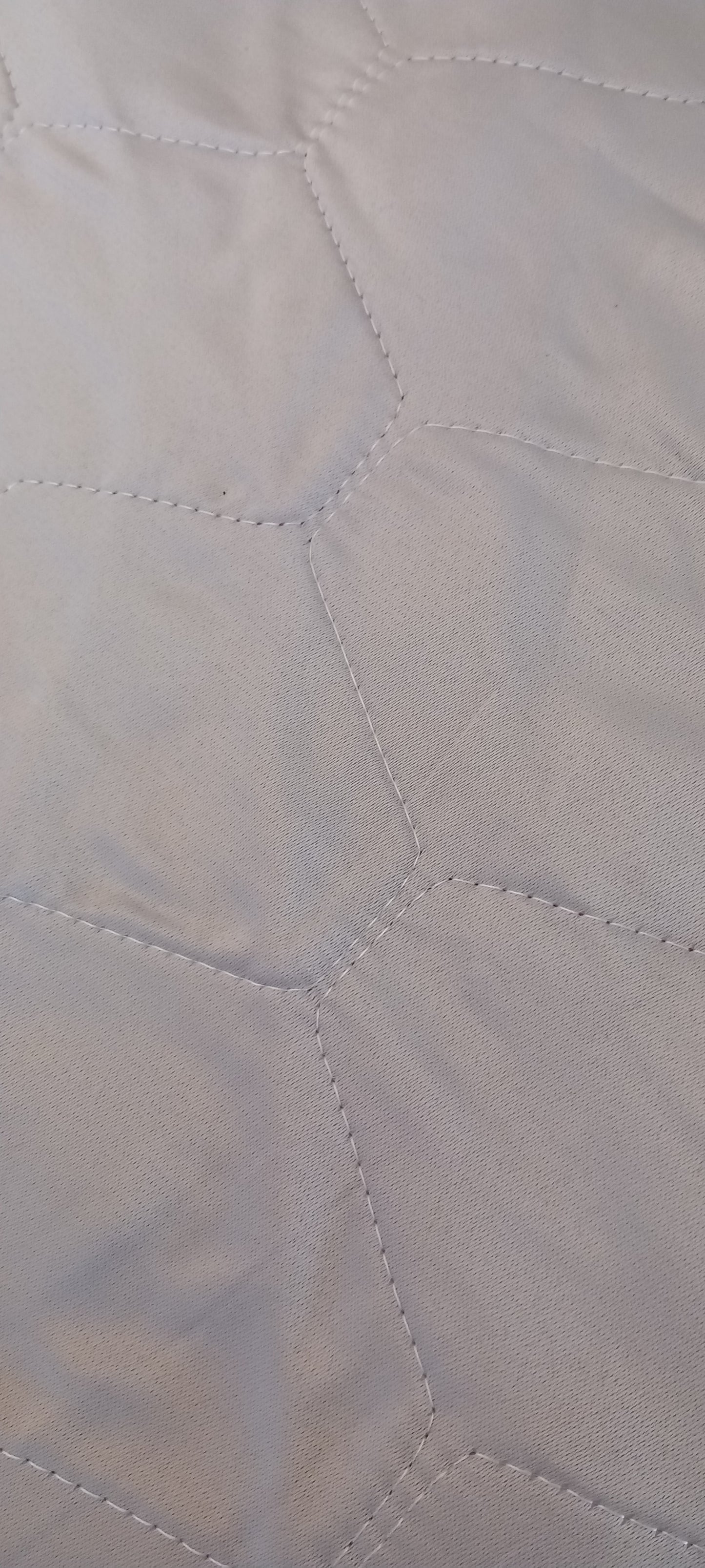 Blødt fakepels-skinds – 60 × 95 cm, Hvid