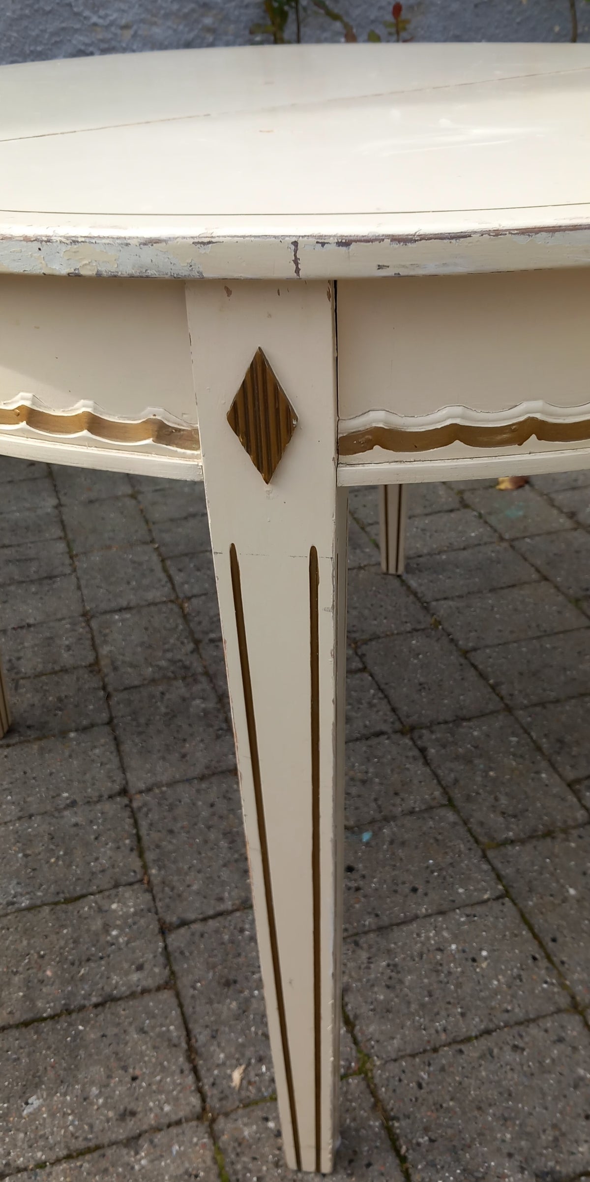 Spisebord, rundt
