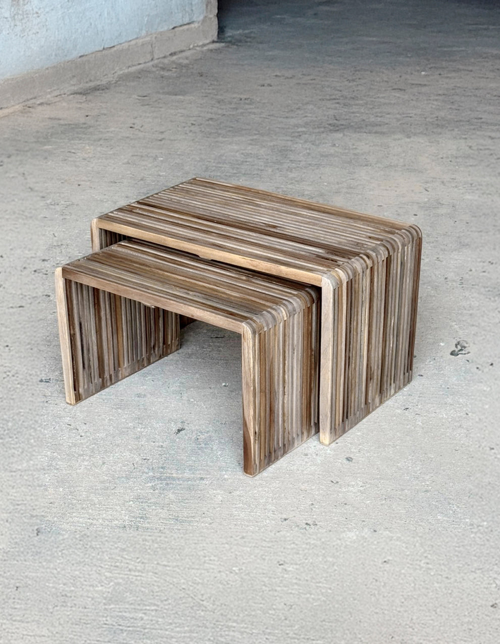 Bænke i Genanvendt Teaktræ, sæt af 2