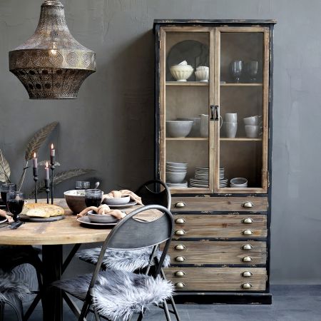 Vitrineskab m. 2 glaslåger og 4 skuffer, antique sort