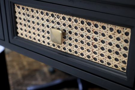 Skrivebord m. 3 skuffer, sort