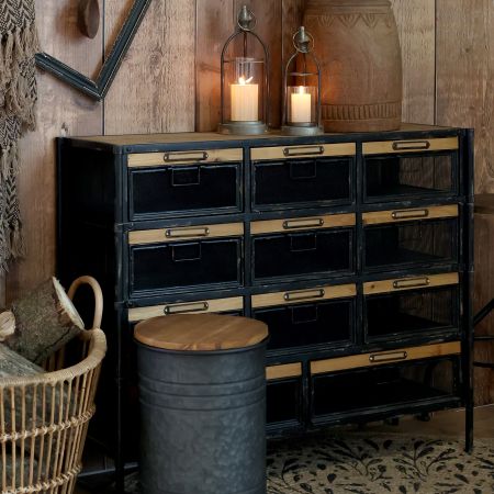 Factory Kommode, antique sort