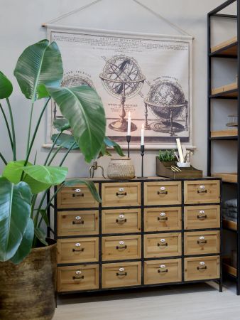 Kommode m. 16 skuffer, natur