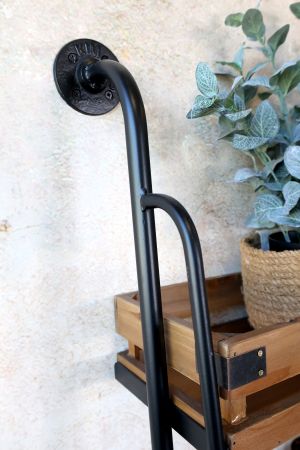 Reol til væg m. 4 hylder, natur