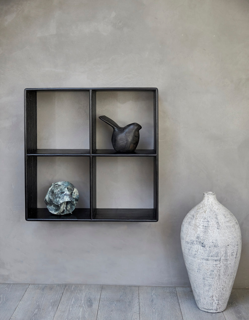 Vægreol af Genanvendt Teaktræ