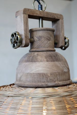 Lampe i rattanflet, natur