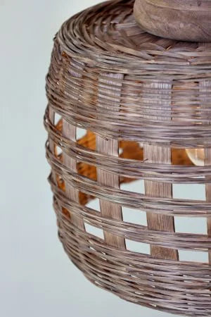 Lampe i rattanflet, natur