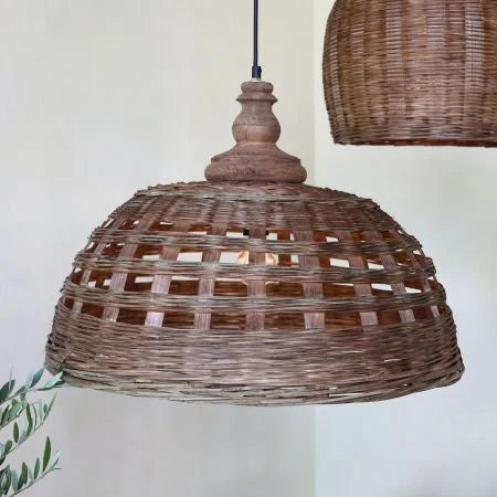 Lampe i rattanflet, natur